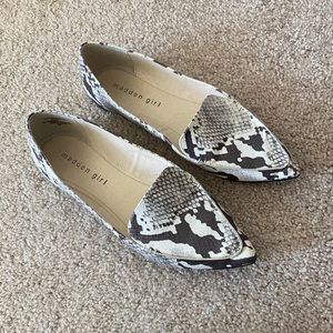 Snake print loafers